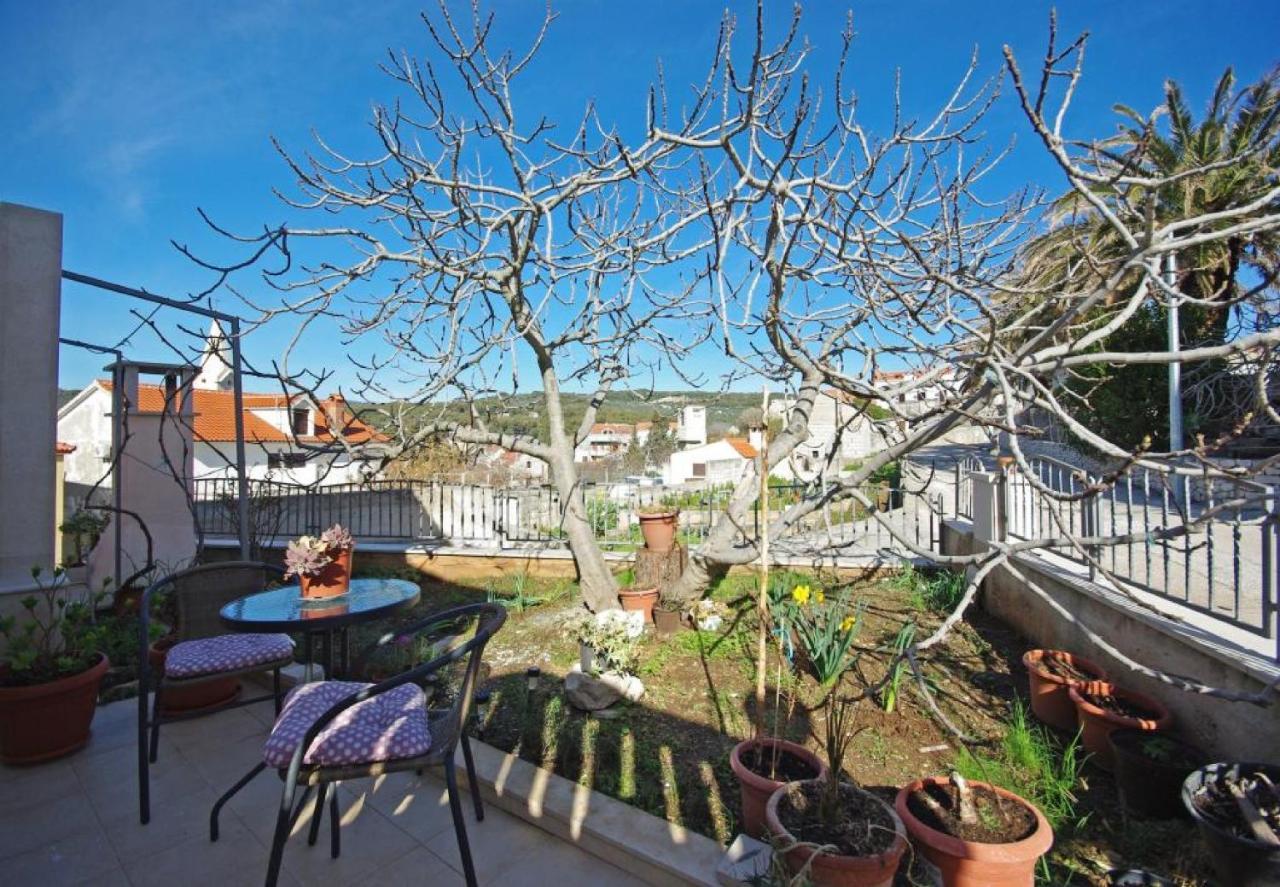 Apartments Villa Rose Sumartin Dış mekan fotoğraf