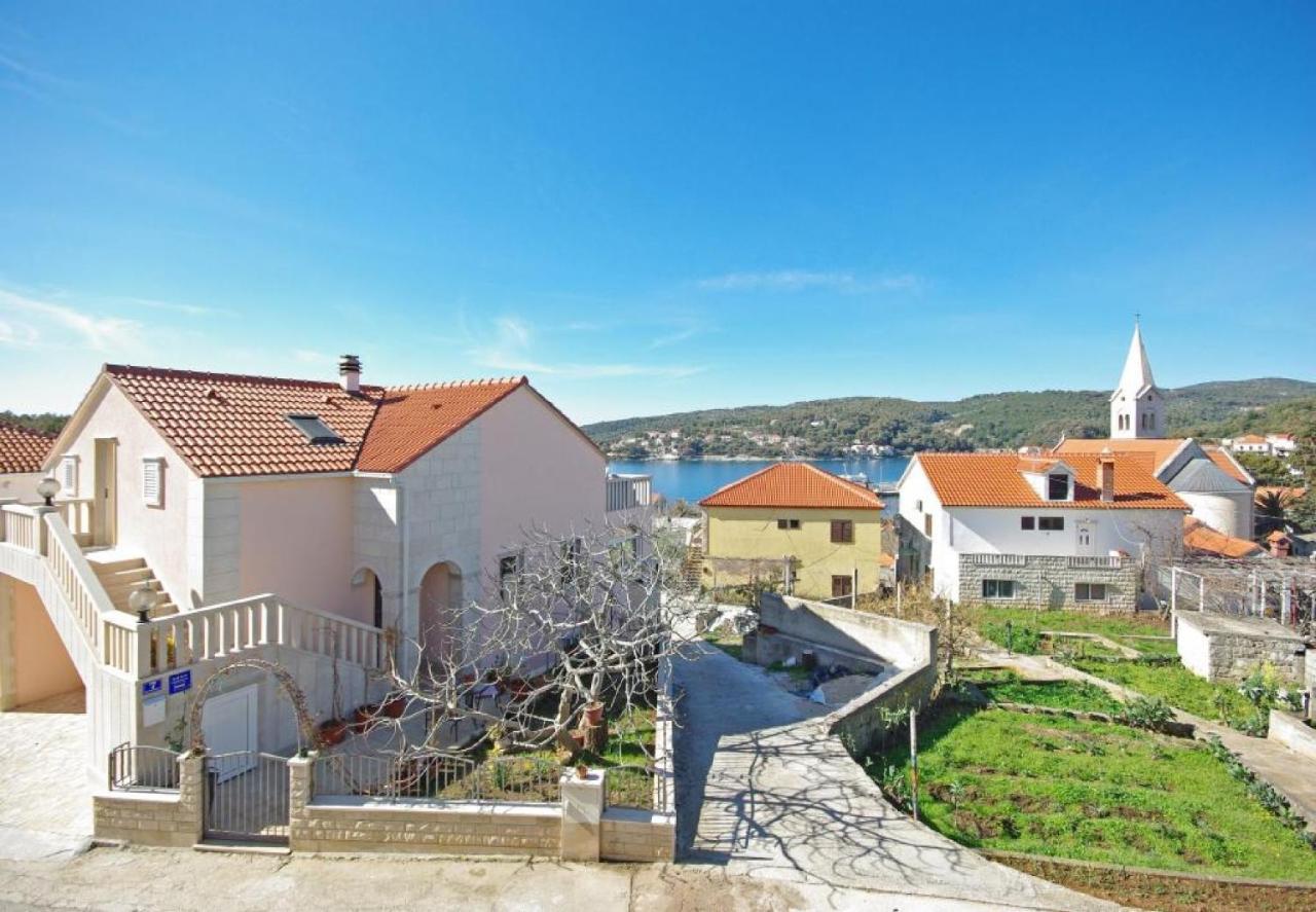 Apartments Villa Rose Sumartin Dış mekan fotoğraf