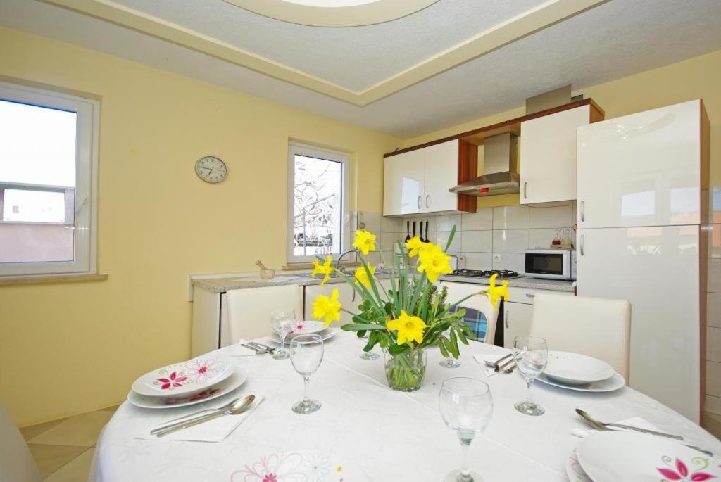 Apartments Villa Rose Sumartin Dış mekan fotoğraf