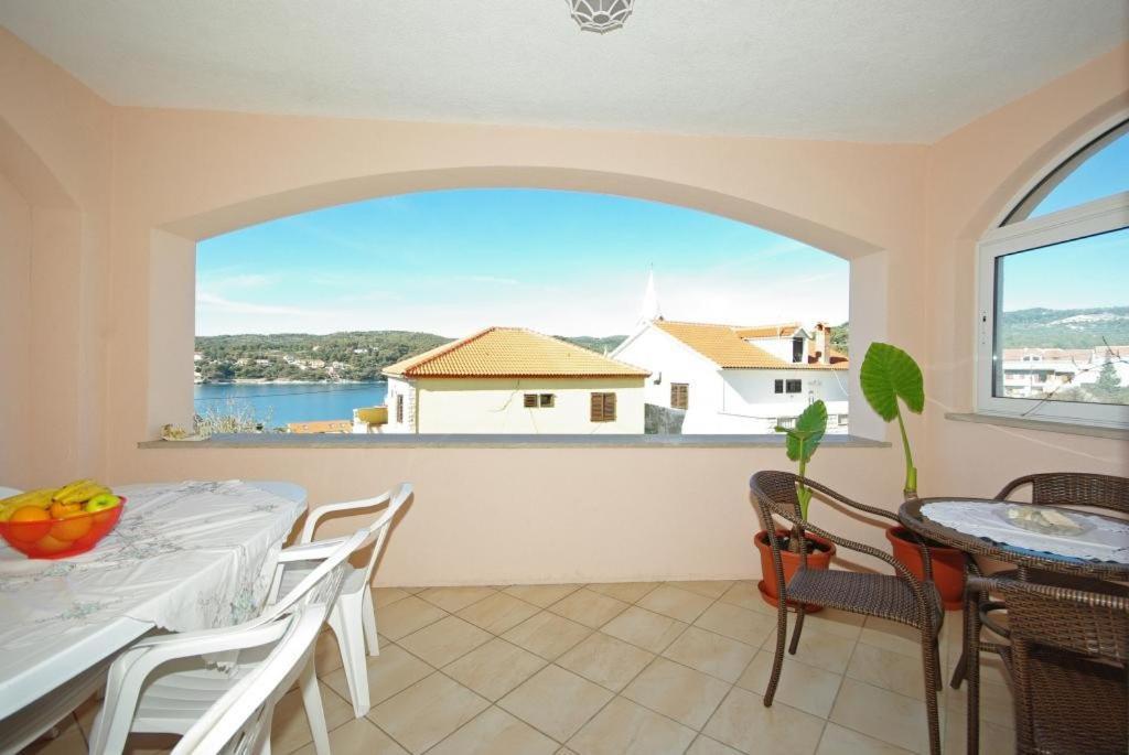 Apartments Villa Rose Sumartin Dış mekan fotoğraf