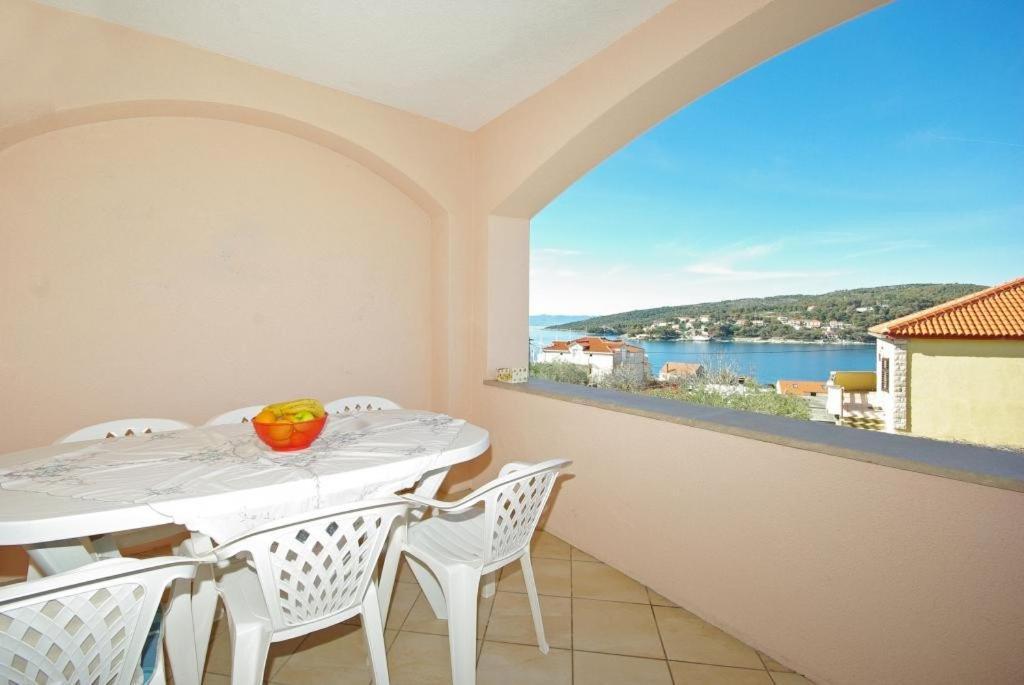 Apartments Villa Rose Sumartin Dış mekan fotoğraf