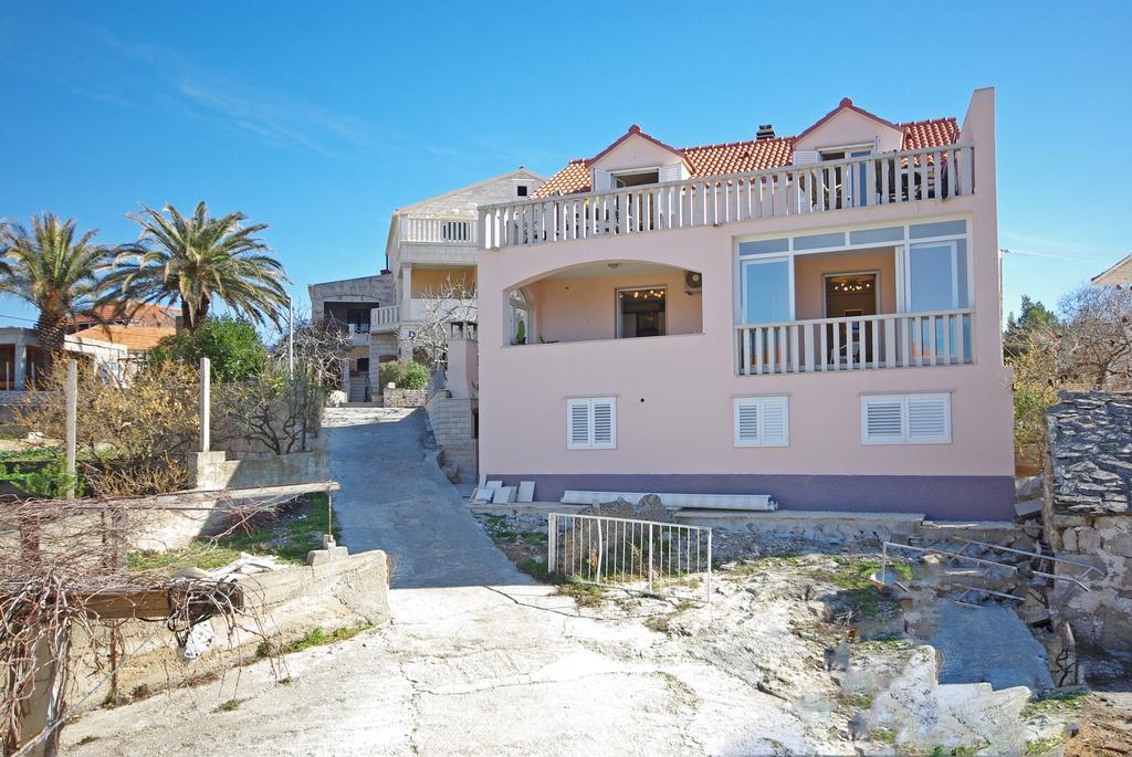 Apartments Villa Rose Sumartin Dış mekan fotoğraf